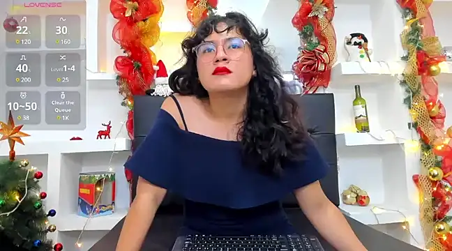 Snapshot of Elith_Berry69 chatting on 01/05/25, 08:52 Elith Berry69 online show from 01/05/25, 08:52