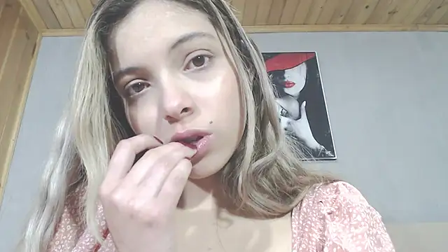 andreau18 online show from 02/13/25, 04:28