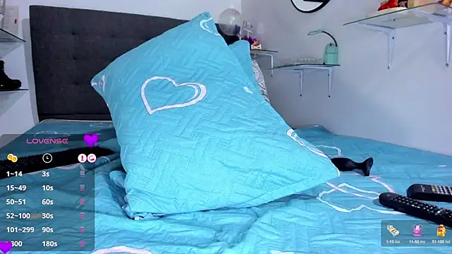 Snapshot of atenea_21_ chatting on 02/06/25, 01:38 atenea 21 online show from 02/06/25, 01:38