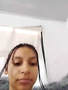 emma ambar online show from 12/04/24, 08:40