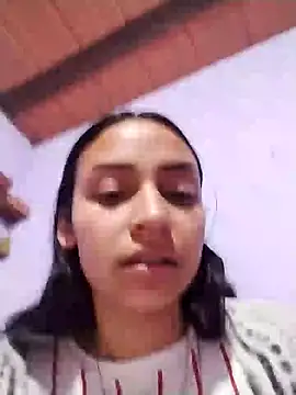 emma ambar online show from 01/21/25, 12:25