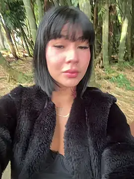 Snapshot of _PhillipBrown chatting on 01/07/25, 12:52 PhillipBrown online show from 01/07/25, 12:52