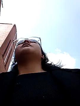 lara moon25 online show from 12/05/24, 05:28