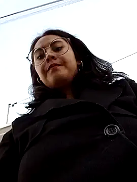 lara moon25 online show from 01/07/25, 10:41