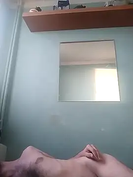 Snapshot of Andrzej-M chatting on 04/06/26, 04:52 Andrzej-M online show from 04/06/26, 04:52