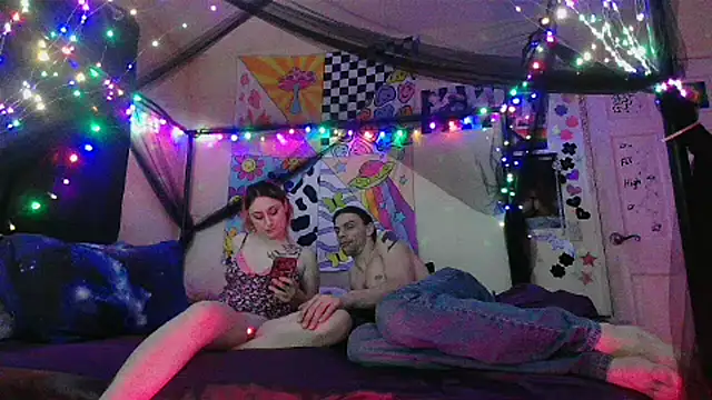 Snapshot of NovaLove2002 chatting on 02/20/25, 05:44 NovaLove2002 online show from 02/20/25, 05:44