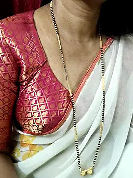 anuradha1432 online show from 09/08/25, 02:16