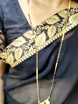 anuradha1432 online show from 09/12/25, 10:04