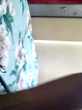 anuradha1432 online show from 10/02/25, 08:21