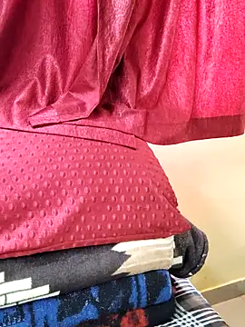 anuradha1432 online show from 12/16/25, 09:03