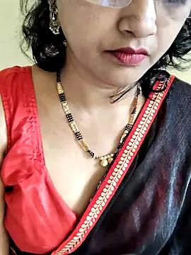 Snapshot of anuradha1432 chatting on 02/03/26, 08:52 anuradha1432 online show from 02/03/26, 08:52