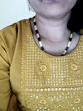 Snapshot of anuradha1432 chatting on 02/14/26, 10:45 anuradha1432 online show from 02/14/26, 10:45