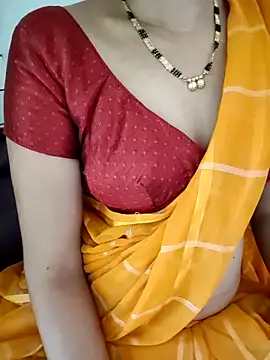 Snapshot of anuradha1432 chatting on 02/25/26, 11:20 anuradha1432 online show from 02/25/26, 11:20