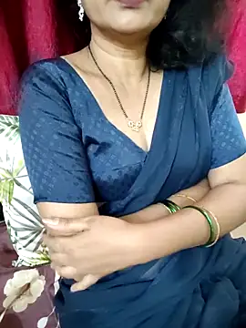 Snapshot of anuradha1432 chatting on 04/27/26, 10:46 anuradha1432 online show from 04/27/26, 10:46