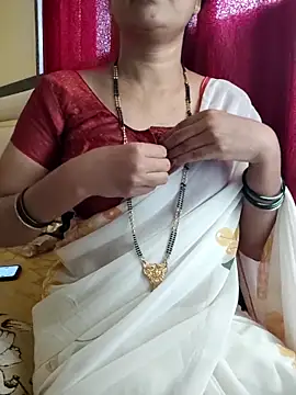 Snapshot of anuradha1432 chatting on 06/09/26, 08:26 anuradha1432 online show from 06/09/26, 08:26