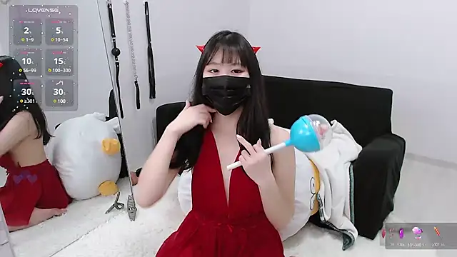 who Lilly online show from 03/14/25, 12:07