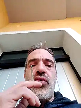 Snapshot of Marcolino183 chatting on 12/12/24, 10:34 Marcolino183 online show from 12/12/24, 10:34