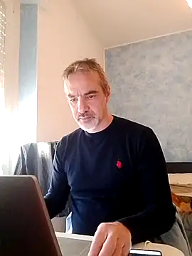 Snapshot of Marcolino183 chatting on 12/27/24, 09:28 Marcolino183 online show from 12/27/24, 09:28