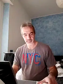 Snapshot of Marcolino183 chatting on 01/20/25, 02:25 Marcolino183 online show from 01/20/25, 02:25