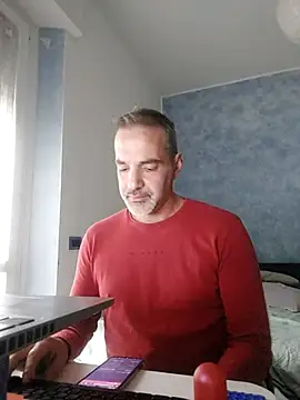 Snapshot of Marcolino183 chatting on 10/14/25, 07:42 Marcolino183 online show from 10/14/25, 07:42