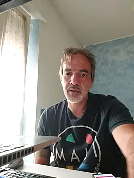 Snapshot of Marcolino183 chatting on 06/04/26, 07:25 Marcolino183 online show from 06/04/26, 07:25