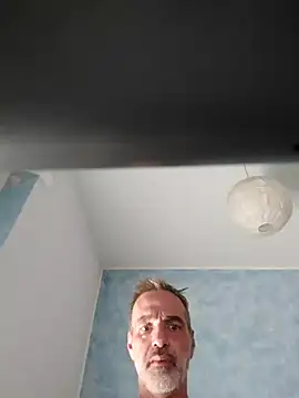 Snapshot of Marcolino183 chatting on 08/03/26, 01:16 Marcolino183 online show from 08/03/26, 01:16
