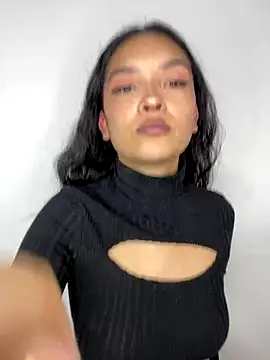 Snapshot of baby_lizy chatting on 12/01/24, 07:03 baby lizy online show from 12/01/24, 07:03