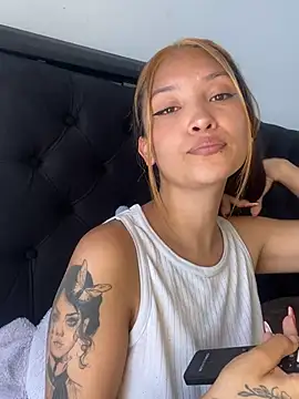 Snapshot of baby_lizy chatting on 12/20/24, 07:28 baby lizy online show from 12/20/24, 07:28