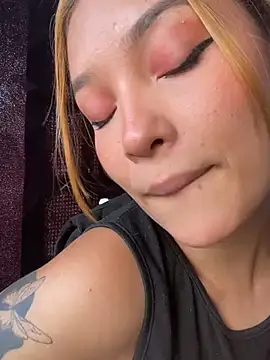 Snapshot of baby_lizy chatting on 02/02/25, 08:19 baby lizy online show from 02/02/25, 08:19