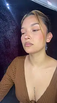 Snapshot of baby_lizy chatting on 02/06/25, 07:51 baby lizy online show from 02/06/25, 07:51