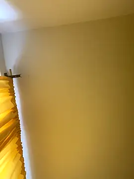 Snapshot of baby_lizy chatting on 10/25/25, 08:36 baby lizy online show from 10/25/25, 08:36