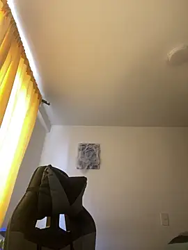 Snapshot of baby_lizy chatting on 11/11/25, 09:26 baby lizy online show from 11/11/25, 09:26