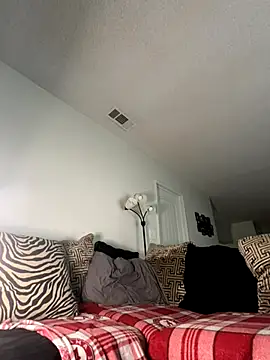 Snapshot of bigdinca chatting on 09/30/25, 04:34 bigdinca online show from 09/30/25, 04:34