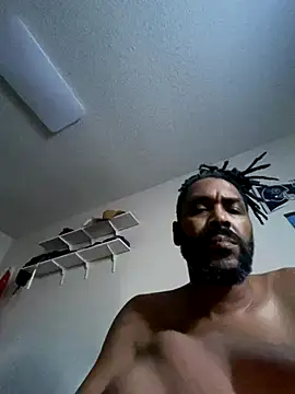 Snapshot of bigdinca chatting on 10/01/25, 04:40 bigdinca online show from 10/01/25, 04:40