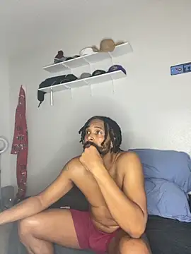 Snapshot of bigdinca chatting on 10/19/25, 11:38 bigdinca online show from 10/19/25, 11:38