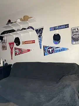 Snapshot of bigdinca chatting on 10/28/25, 03:04 bigdinca online show from 10/28/25, 03:04