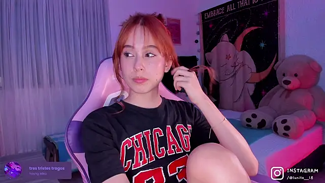 Snapshot of alice_guerin_ chatting on 10/03/25, 02:30 alice guerin  online show from 10/03/25, 02:30