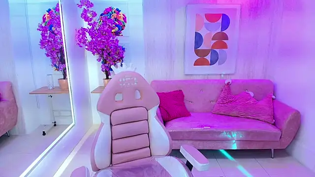 Gabby evanns online show from 09/26/25, 12:09