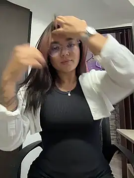 camianddanna online show from 10/07/25, 10:40