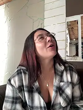 Snapshot of camianddanna chatting on 12/19/25, 08:38 camianddanna online show from 12/19/25, 08:38