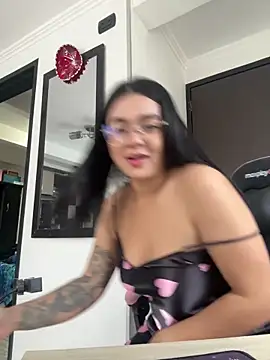 Snapshot of camianddanna chatting on 02/05/26, 03:38 camianddanna online show from 02/05/26, 03:38