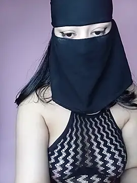 Snapshot of Salimasexy@xh chatting on 05/29/26, 02:48 Salimasexyxh online show from 05/29/26, 02:48