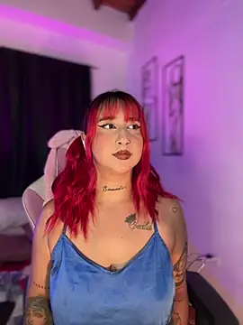 ashlyrey-1 online show from 04/15/26, 11:49