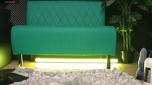 home horny eva online show from 12/26/24, 07:45