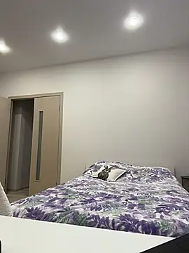 Snapshot of B_Bonya_m chatting on 11/02/25, 04:04 B Bonya m online show from 11/02/25, 04:04