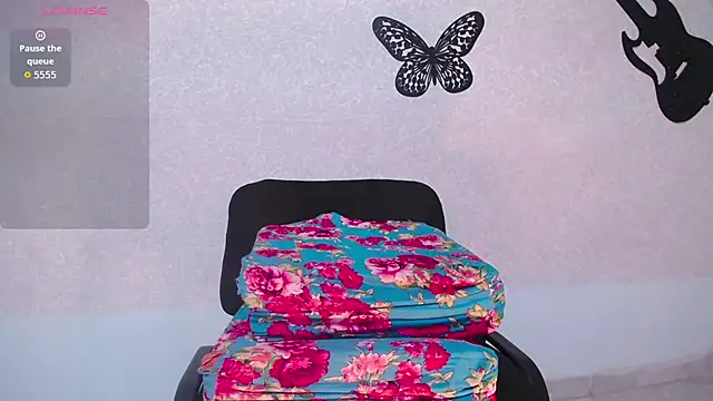 Snapshot of Agathasexy chatting on 04/17/26, 08:45 Agathasexy online show from 04/17/26, 08:45