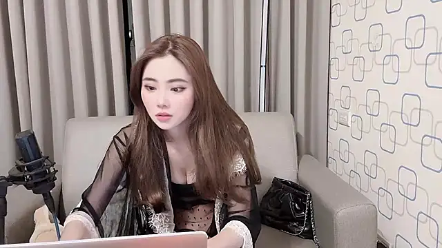 sweet5200 online show from 12/11/24, 03:58