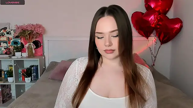 LittleKiitten online show from 05/31/26, 02:35