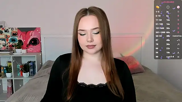 Snapshot of LittleKiitten chatting on 07/24/26, 03:43 LittleKiitten online show from 07/24/26, 03:43