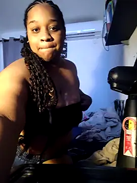 Snapshot of vic_pretynhaa chatting on 02/10/26, 07:29 vic pretynhaa online show from 02/10/26, 07:29